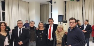 Ο Εμπορικός Σύλλογος Αμαρουσίου έκοψε την Πρωτοχρονιάτικη πίτα του