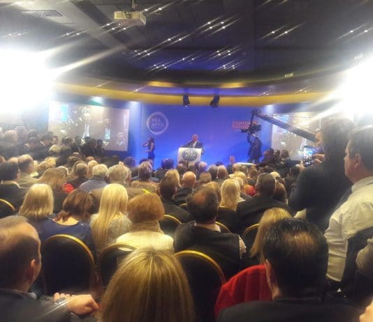 Συγκέντρωση νίκης για τον υποψήφιο Περιφερειάρχη Αττικής Γ. Πατούλη