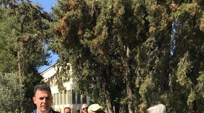 Γ. Καραμέρος: “Άξιοι οι φίλοι του Δάσους Συγγρού που το προστατεύουν 365 μέρες το χρόνο” Γ. Καραμέρος: “Άξιοι οι φίλοι του Δάσους Συγγρού που το προστατεύουν 365 μέρες το χρόνο”