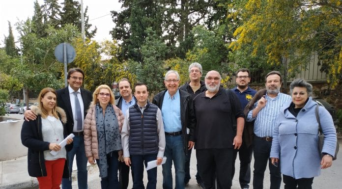 Συνάντηση του Συλλόγου “Η ΔΩΔΏΝΗ” με τους υποψήφιους Δημάρχους για ενημέρωση των προβλημάτων της Πόλης Συνάντηση του Συλλόγου “Η ΔΩΔΏΝΗ” με τους υποψήφιους Δημάρχους για ενημέρωση των προβλημάτων της Πόλης