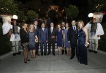 Στο Προεδρικό Μέγαρο για την 45η επέτειο από την αποκατάσταση της Δημοκρατίας στη χώρα μας, ο Πρόεδρος της ΚΕΔΕ και νέος Περιφερειάρχης Αττικής Γ. Πατούλης