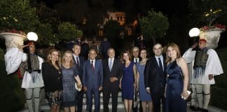 Στο Προεδρικό Μέγαρο για την 45η επέτειο από την αποκατάσταση της Δημοκρατίας στη χώρα μας, ο Πρόεδρος της ΚΕΔΕ και νέος Περιφερειάρχης Αττικής Γ. Πατούλης