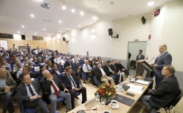 Συνάντηση εργασίας του Περιφερειάρχη Αττικής Γ. Πατούλη με Δημάρχους και εκπροσώπους των 66 Δήμων της Αττικής για την πολιτική προστασία, παρουσία του υπ. Εσωτερικών Τ. Θεοδωρικάκου