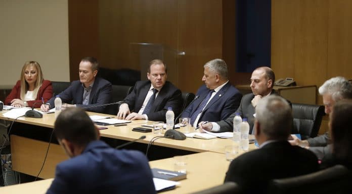 Συνάντηση εργασίας του Περιφερειάρχη Αττικής Γ. Πατούλη με τον υπουργό Υποδομών, Μεταφορών και Δικτύων K. Καραμανλή με επίκεντρο την καλύτερη αντιπλημμυρική θωράκιση της Αττικής