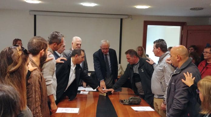 Ορκωμοσία δεκατριών ακόμη μόνιμων εργαζομένων στον τομέα της καθαριότητας από το Δήμαρχο Αμαρουσίου Θεόδωρο Αμπατζόγλου