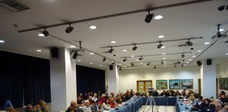 Πρωτοφανής η συμμετοχή στην πρώτη συνεδρίαση της Επιτροπής Διαβούλευσης-πάνω από 60 οι ομιλητές