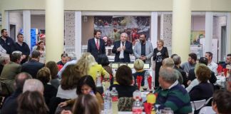 Χριστουγεννιάτικο Δείπνο Αγάπης των ωφελουμένων των κοινωνικών δομών με το Δήμαρχο Αμαρουσίου Θεόδωρο Αμπατζόγλου και τιμητική βράβευση των μεγάλων χορηγών του Δήμου Αμαρουσίου