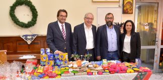 Μήνυμα έμπρακτης αγάπης και αλληλεγγύης έστειλαν η Ομάδας Αγάπης και τα μέλη του ΚΑΠΗ Αμαρουσίου μαζί με τα παιδιά των δημοτικών Παιδικών Σταθμών