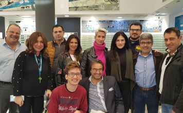 Pre xmas party από τον Γιάννη Νικολαράκο