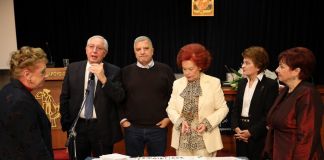 Στην κοπή πίτας του Εξωραϊστικού & Πολιτιστικού Συλλόγου Αμαρουσίου ο Δήμαρχος Αμαρουσίου Θεόδωρος Αμπατζόγλου