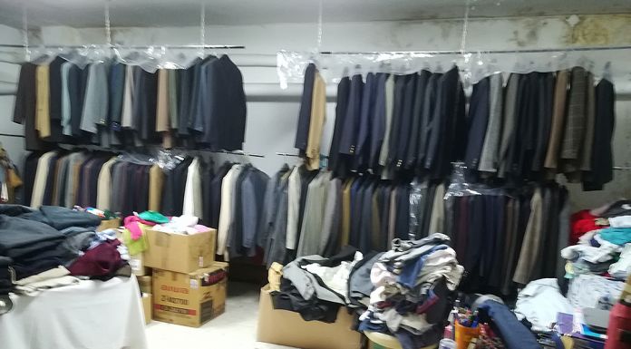 Είδη ένδυσης και υπόδησης προσφέρει το κοινωνικό ανταλλακτήριο του Δήμου Αγίας Παρασκευής