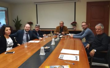 Συνάντηση του Δημάρχου Αμαρουσίου Θ. Αμπατζόγλου με τον Περιβαλλοντικό, Εξωραϊστικό και Πολιτιστικό Σύλλογο Αγίου Νικολάου & ΚΑΤ Αμαρουσίου