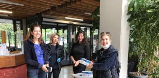 Παραλαβή 300 μασκών, δωρεά του σωματείου “Παιδιά της Γης”