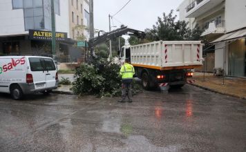 Ο Δήμος Πεντέλης υπενθυμίζει στους πολίτες να επικοινωνούν με το Γραφείο Δημότη πριν απορρίπτουν στους δρόμους κλαδιά και ογκώδη αντικείμενα