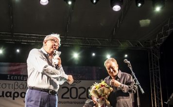 Μάγεψε ο Μανώλης Μητσιάς στο Πολιτιστικό Φεστιβάλ του Δήμου