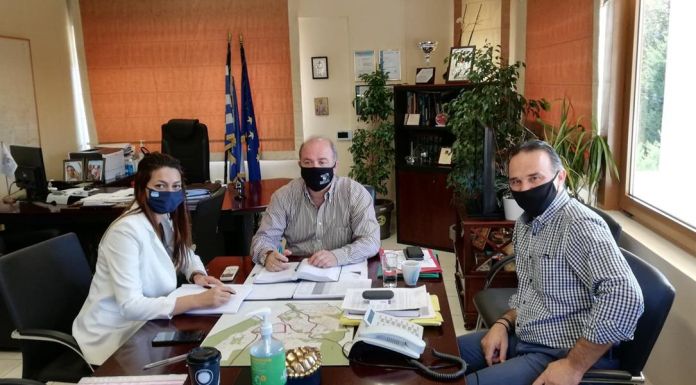 Επίκαιρη Ερώτηση για το Οικιστικό Ζήτημα του Δήμου Διονύσου θα υποβάλλει η Βουλευτής Ανατολικής Αττικής Μαρία Απατζίδη, μετά από συνάντησή της με το Δήμαρχο Γιάννη Καλαφατέλη