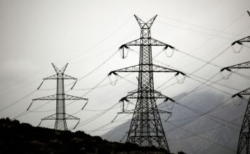 Επικοινωνία Κεχαγιά-Μανουσάκη: Στην τελική ευθεία η επιλογή αναδόχου για τη μεταφορά των πυλώνων στη Νέα Πεντέλη