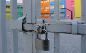 Φόβοι για αναβολή στο άνοιγμα των Σχολείων τη Δευτέρα 11/1 – Διαψεύδει το Υπουργείο Παιδείας: Kανονικά θα ανοίξουν Δημοτικά και Νηπιαγωγεία