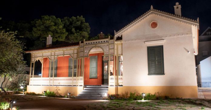 Ανοικτή επιστολή για την ανακαίνιση της οικίας του Παύλου Μελά στην Κηφισιά Ανοικτή επιστολή για την ανακαίνιση της οικίας του Παύλου Μελά στην Κηφισιά