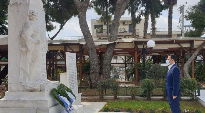 Φόρος τιμής στην 200η επέτειο της Επανάστασης του 1821 από το #Ενωμένο Μαρούσι και τον Γιώργο Καραμέρο