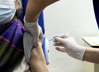 ΣΥΓΚΕΝΤΡΩΝΟΥΜΕ ΑΝΑΚΥΚΛΩΣΙΜΑ ΥΛΙΚΑ ΣΤΟΥΣ ΔΗΜΟΤΙΚΟΥ ΠΑΙΔΙΚΟΥΣ ΣΤΑΘΜΟΥΣ ΓΙΑ ΝΑ ΔΗΜΙΟΥΡΓΗΣΟΥΜΕ ΣΠΙΤΑΚΙΑ ΓΙΑ ΤΑ ΑΔΕΣΠΟΤΑ