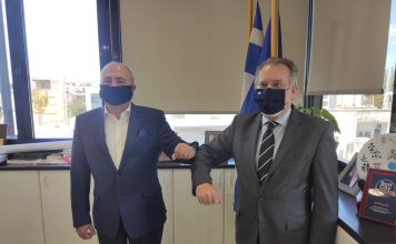 Συνάντηση του Δημάρχου Ηρακλείου Αττικής Ν. Μπάμπαλου με το βουλευτή της Ν. Δημοκρατίας στο Β. Τομέα Γ. Κουμουτσάκο