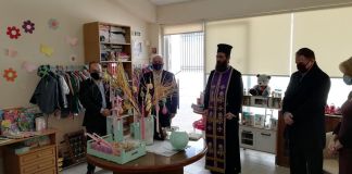 Παρουσία του Δημάρχου Γ.Καλαφατέλη πραγματοποιήθηκε ο Αγιασμός της «Κοινωνικής Ιματιοθήκης» του Δήμου Διονύσου