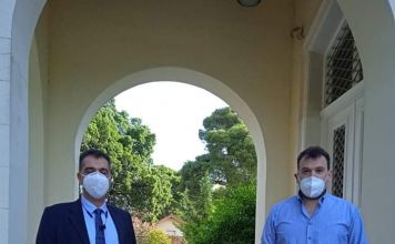 Νέα παγκάκια παραδόθηκαν στο Δάσος Συγγρού