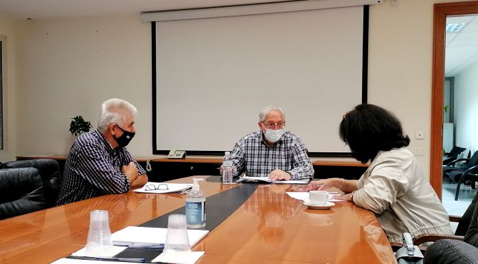 Συνάντηση του Δημάρχου Αμαρουσίου Θ. Αμπατζόγλου με το Σύλλογο Ποντίων Αμαρουσίου «Νίκος Καπετανίδης» Συνάντηση του Δημάρχου Αμαρουσίου Θ. Αμπατζόγλου με το Σύλλογο Ποντίων Αμαρουσίου «Νίκος Καπετανίδης»