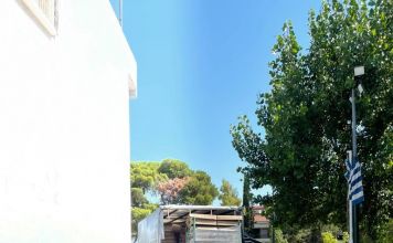 Παράδοση νέου υλικοτεχνικού εξοπλισμού σε σχολεία του Δήμου Κηφισιάς