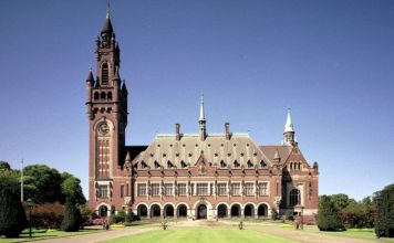 Η ΠΡΟΣΦΥΓΗ ΣΤΗ ΧΑΓΗ: ΛΥΣΗ Ή ΑΒΑΣΑΝΙΣΤΗ ΥΠΕΚΦΥΓΗ; άρθρο του Υποναυάρχου ε.α. Στέλιου Φενέκου