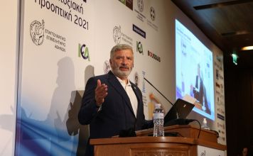 Το σχέδιο της Περιφέρειας για τη στήριξη και επανεκκίνηση της επιχειρηματικότητας στην Αττική στην μετά-covid εποχή ανέπτυξε ο Γ. Πατούλης στο Συνέδριο του ΕΕΑ με θέμα τις επενδύσεις και την ανάπτυξη