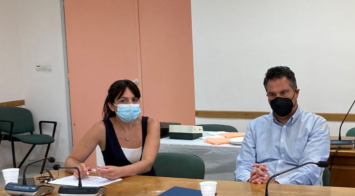 Συνάντηση της Δημάρχου Πεντέλης Δ. Κεχαγιά με το Γραμματέα της Νέας Δημοκρατίας, Γ. Στεργίου Συνάντηση της Δημάρχου Πεντέλης Δ. Κεχαγιά με το Γραμματέα της Νέας Δημοκρατίας, Γ. Στεργίου