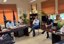 Συνάντηση στο Δήμο Διονύσου με θέμα το άνοιγμα των σχολείων