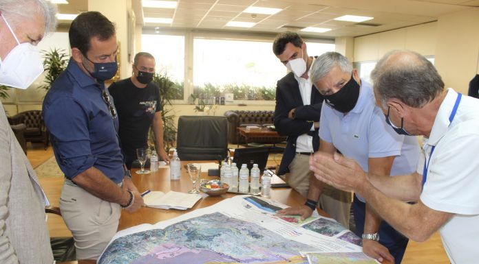 Συνάντηση του Περιφερειάρχη Αττικής Γ. Πατούλη με την ερευνητική ομάδα της ΕΑΓΜΕ για τις αντιπλημμυρικές παρεμβάσεις σε πυρόπληκτες περιοχές