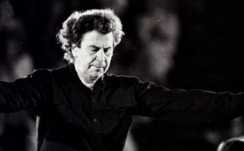 “΄Εφυγε” από τη ζωή ο μεγάλος Έλληνας μουσικοσυνθέτης Μίκης Θεοδωράκης