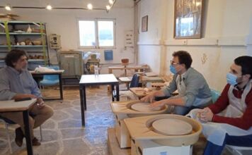 Ξενάγηση του Φόρουμ Νέων Αμαρουσίου στο Κέντρο Ελληνικής Κεραμικής στο Μαρούσι