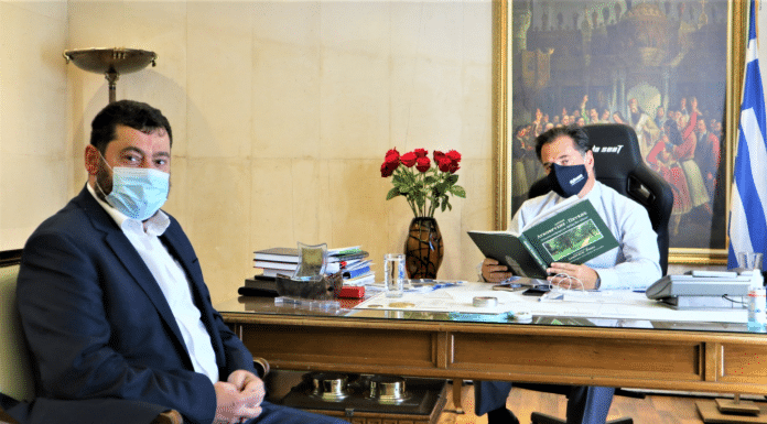Συνάντηση του Δημάρχου Λυκόβρυσης-Πεύκης Τ. Μαυρίδη με τον Υπουργό Ανάπτυξης Α. Γεωργιάδη