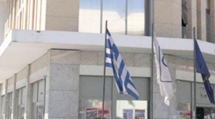 ΝΙΚΗ των Πολιτών: “Η Δημοτική Αρχή παρανομεί” ΝΙΚΗ των Πολιτών: “Η Δημοτική Αρχή παρανομεί”