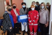Δωρεά φαρμακευτικού υλικού σε όλα σχολεία του Δήμου από τον Ελληνικό Ερυθρό Σταυρό, Περιφερειακό Τμήμα Παπάγου – Χολαργού