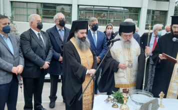 Παρουσία του Δημάρχου Αμαρουσίου Θ. Αμπατζόγλου τα Θυρανοίξια του Παρεκκλησίου της Υπεραγίας Θεοτόκου Ελευθερώτριας του ΙΑΣΩ στο Μαρούσι