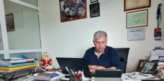 O Πρόεδρος του ΣΠΑΠ, Αντιδήμαρχος Πεντέλης, Πρόεδρος της Επιτροπής Πολιτικής Προστασίας και Αντιπρόεδρος του Εποπτικού Συμβουλίου ΚΕΔΕ Β. Σιώμος στις Συσκέψεις των Συντονιστικών Τοπικών Οργάνων Πολιτικής Προστασίας Πεντέλης και Βριλησσίων.