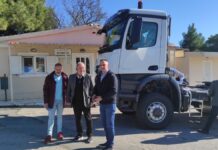 Με ένα νέο σύγχρονο ελκυστήρα Mercedes 4X4 εμπλουτίστηκε ο στόλος οχημάτων του Δήμου Διονύσου