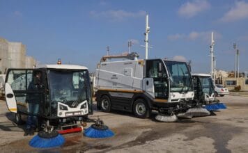 Δήμος Αμαρουσίου: 3 νέα σάρωθρα στη μάχη για την καθαριότητα και το περιβάλλον