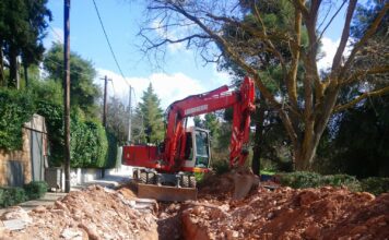 ΕΠΕΚΤΑΣΗ ΔΙΚΤΥΟΥ ΑΠΟΧΕΤΕΥΣΗΣ ΑΚΑΘΑΡΤΩΝ ΜΕ ΤΑΥΤΟΧΡΟΝΗ ΚΑΤΑΣΚΕΥΗ ΣΥΝΔΕΣΕΩΝ ΤΩΝ ΑΚΙΝΗΤΩΝ ΣΤΟ ΔΙΚΤΥΟ ΑΠΟΧΕΤΕΥΣΗΣ ΣΤΟΝ ΔΗΜΟ