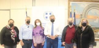 Συνάντηση του Περιφερειάρχη Αττικής Γ. Πατούλη με αντιπροσωπεία της Ομοσπονδίας Πολυμελών Οικογενειών με Τρία Τέκνα Ελλάδος (ΟΠΟΤΤΕ)