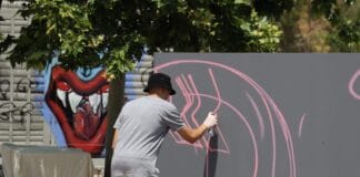 Με μεγάλη συμμετοχή του κόσμου ξεκίνησε το 1ο Φεστιβάλ Γκράφιτι του Δήμου Αμαρουσίου Με μεγάλη συμμετοχή του κόσμου ξεκίνησε το 1ο Φεστιβάλ Γκράφιτι του Δήμου Αμαρουσίου