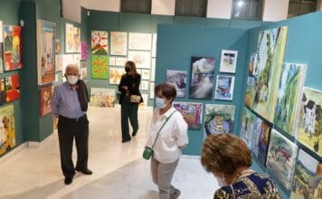 Μεγάλη η συμμετοχή του κοινού στη Β΄ Έκθεση Τμημάτων Ζωγραφικής Ενηλίκων του Δήμου Αμαρουσίου