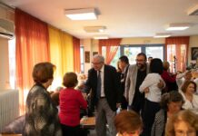 Ειδικό πρόγραμμα θαλάσσιων μπάνιων του Δήμου Αμαρουσίου για τους χαμηλοσυνταξιούχους – μέλη του ΚΑΠΗ