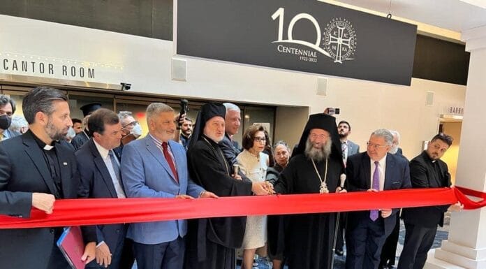 Στις εορταστικές εκδηλώσεις στη Νέα Υόρκη, για τη συμπλήρωση των 100 χρόνων της Ελληνικής Αρχιεπισκοπής στις ΗΠΑ, ο Περιφερειάρχης Αττικής Γ. Πατούλης Στις εορταστικές εκδηλώσεις στη Νέα Υόρκη, για τη συμπλήρωση των 100 χρόνων της Ελληνικής Αρχιεπισκοπής στις ΗΠΑ, ο Περιφερειάρχης Αττικής Γ. Πατούλης